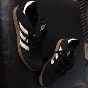 Adidas busenitz Brand new